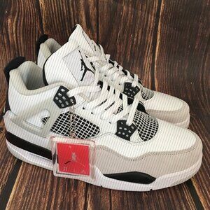 💱💞Jordan 4 retro military black size 8 men’s